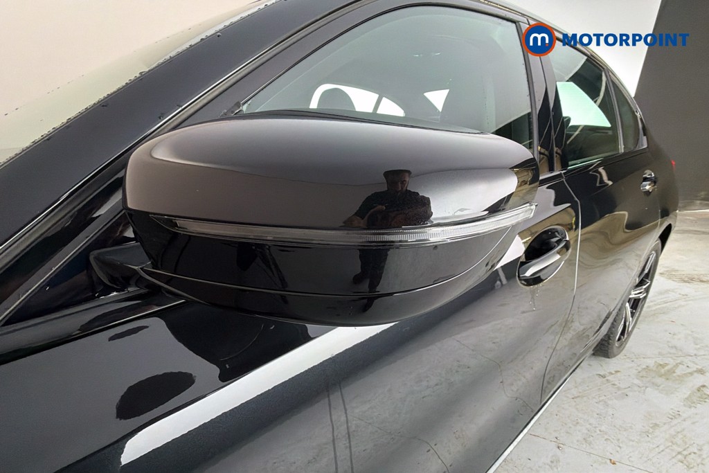 BMW 3 Series M Sport Automatic Petrol Plug-In Hybrid Saloon - Stock Number (1668451) - 43rd supplementary image
