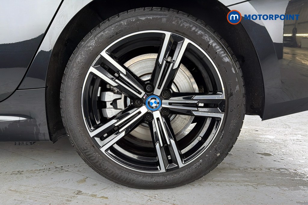 BMW 3 Series M Sport Automatic Petrol Plug-In Hybrid Saloon - Stock Number (1668451) - 48th supplementary image