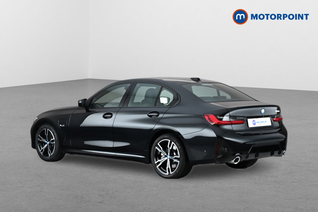 BMW 3 Series M Sport Automatic Petrol Plug-In Hybrid Saloon - Stock Number (1668451) - Passenger side rear corner