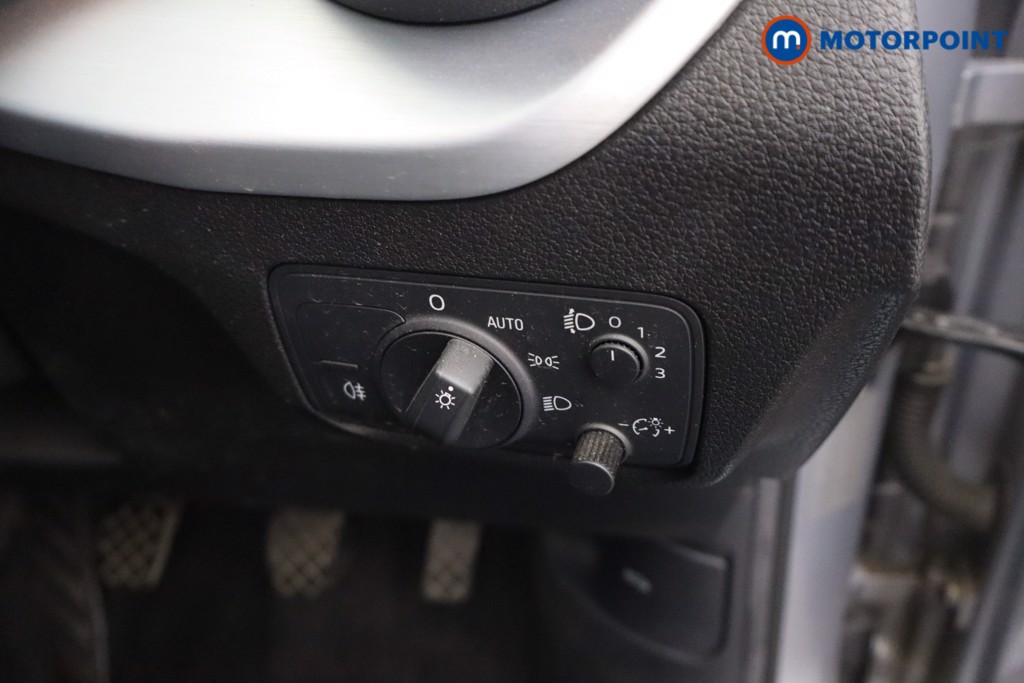 Audi Q2 Technik Manual Petrol SUV - Stock Number (1668548) - 13th supplementary image