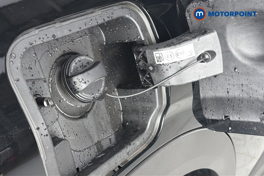 Peugeot 5008 GT Automatic Petrol SUV - Stock Number (1668993) - 41st supplementary image