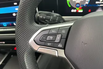 Volkswagen Passat R-Line Automatic Petrol Plug-In Hybrid Estate - Stock Number (1669017) - 4th supplementary image