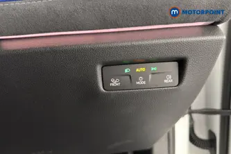 Volkswagen Passat R-Line Automatic Petrol Plug-In Hybrid Estate - Stock Number (1669017) - 11th supplementary image