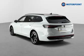 Volkswagen Passat R-Line Automatic Petrol Plug-In Hybrid Estate - Stock Number (1669017) - Drivers side rear corner