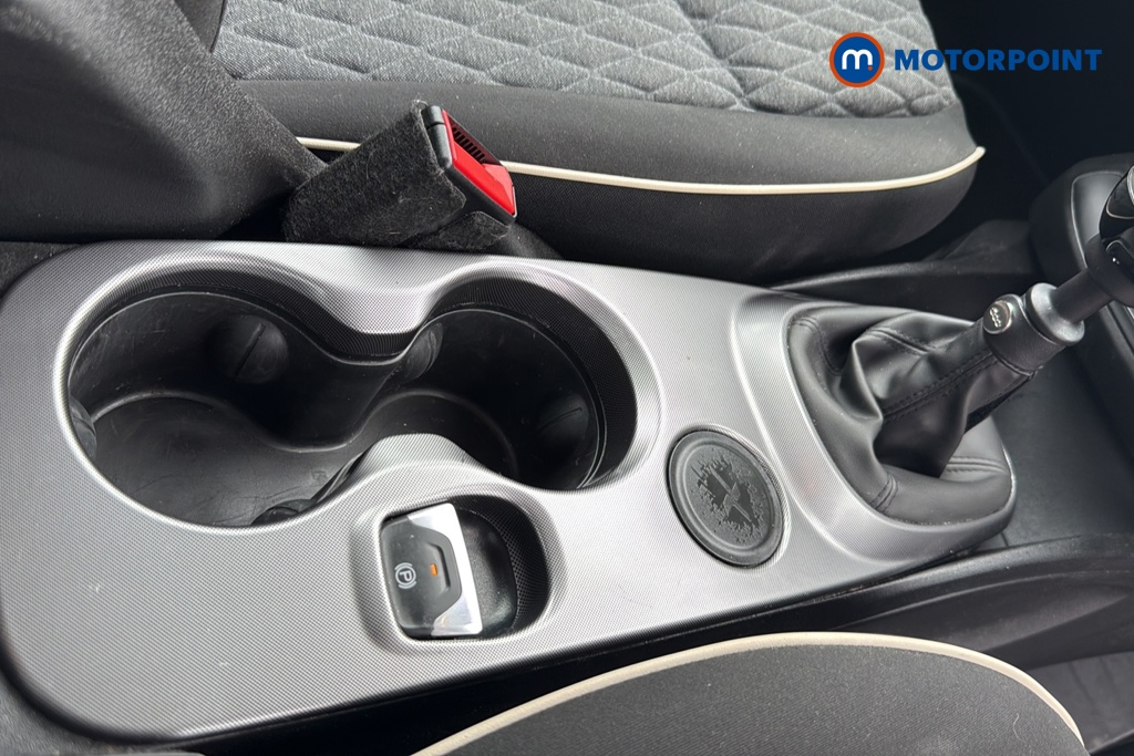 Fiat 500X City Cross Manual Petrol SUV - Stock Number (1669117) - 16th supplementary image