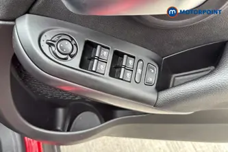Fiat 500X City Cross Manual Petrol SUV - Stock Number (1669117) - 19th supplementary image