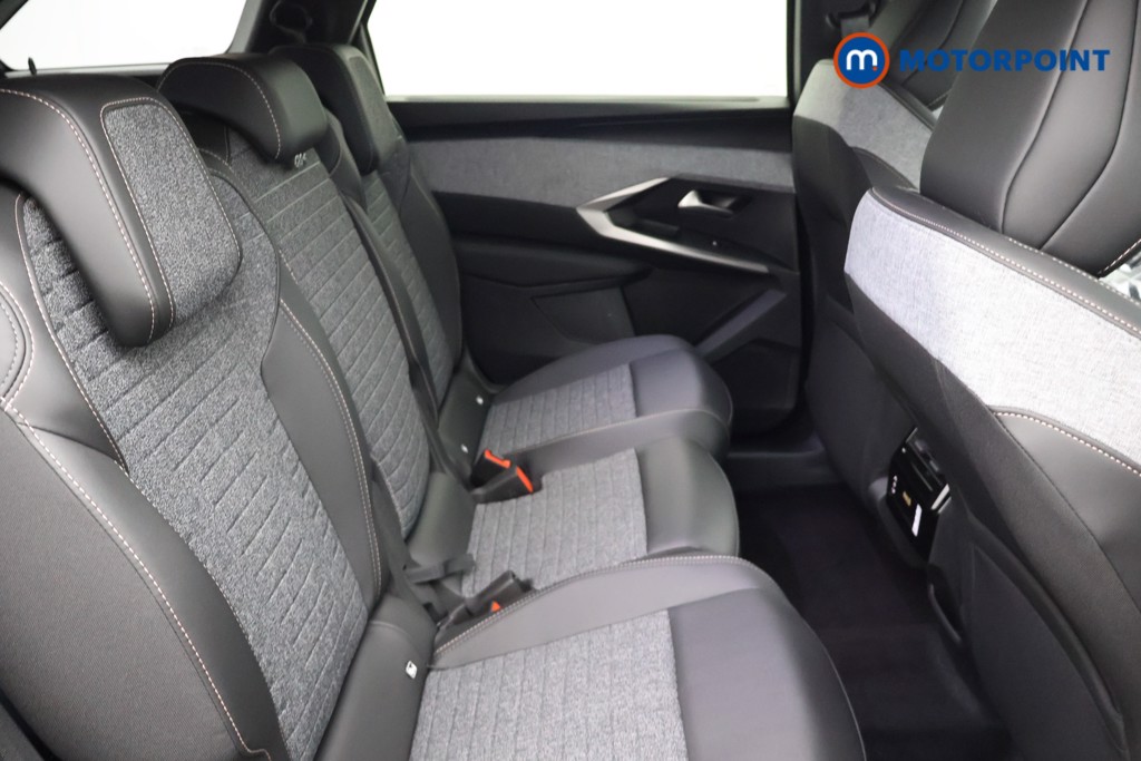 Peugeot 5008 Allure Premium Automatic Petrol SUV - Stock Number (1669336) - 17th supplementary image