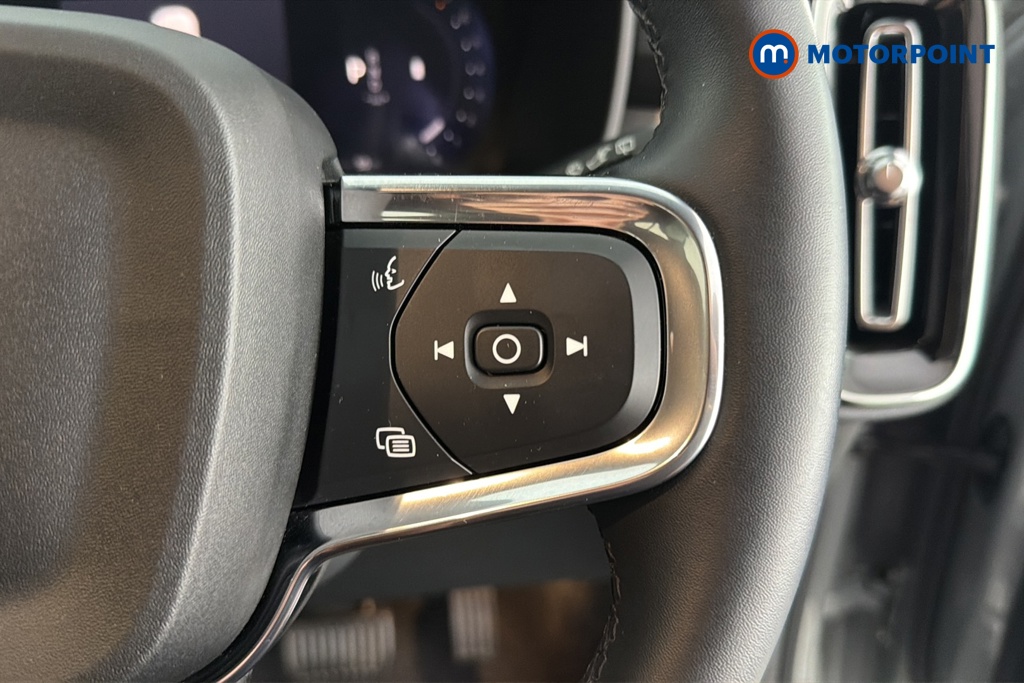 Volvo Xc40 Core Automatic Petrol SUV - Stock Number (1669342) - 3rd supplementary image