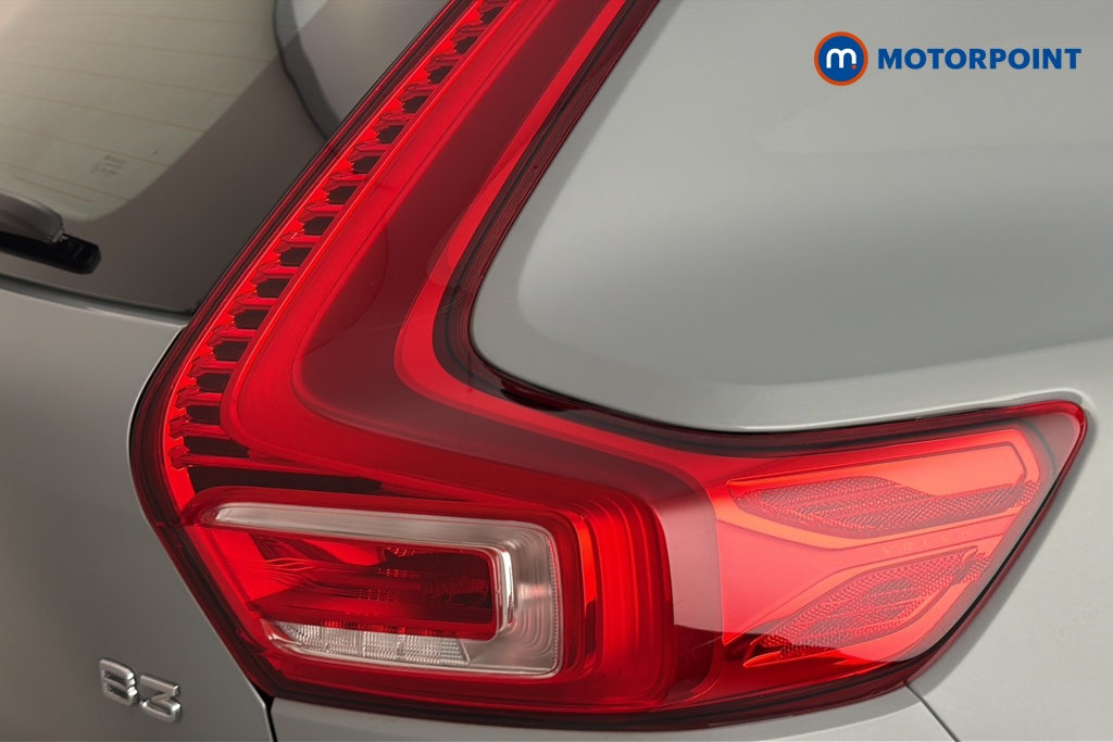Volvo Xc40 Core Automatic Petrol SUV - Stock Number (1669342) - 36th supplementary image
