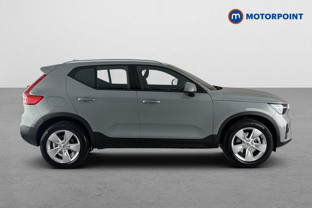 Volvo Xc40 Core Automatic Petrol SUV - Stock Number (1669342) - Passenger side