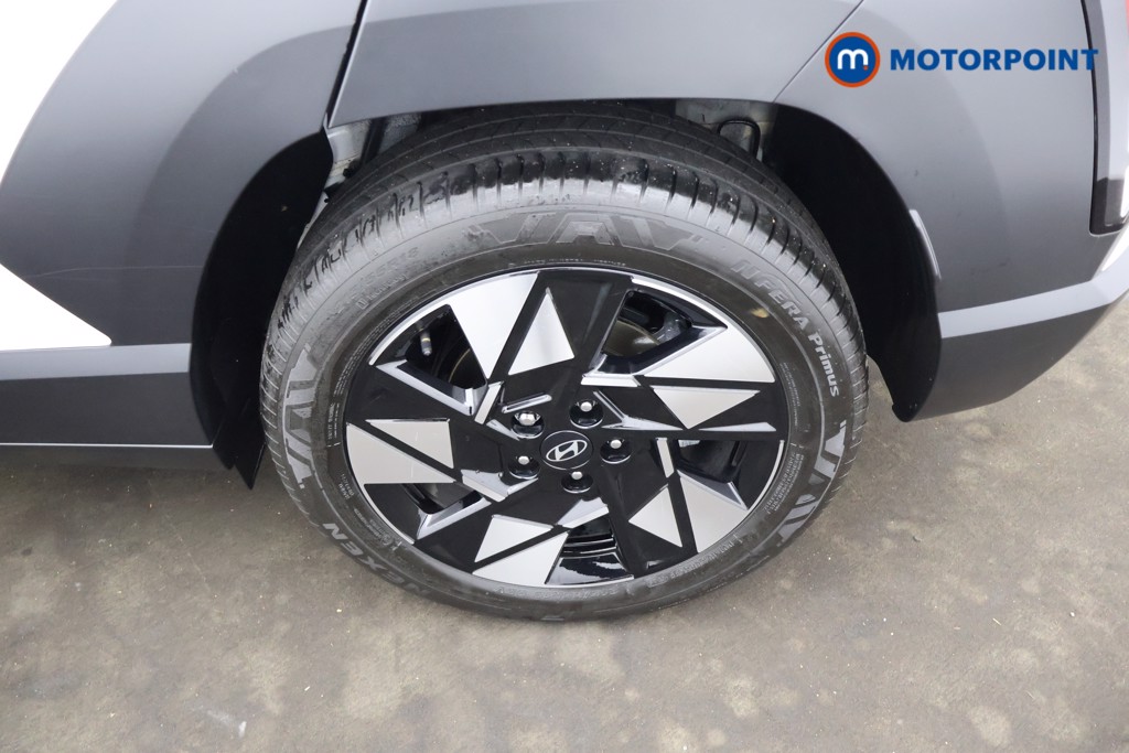Hyundai Kona Advance Automatic Petrol-Electric Hybrid SUV - Stock Number (1669349) - 2nd supplementary image