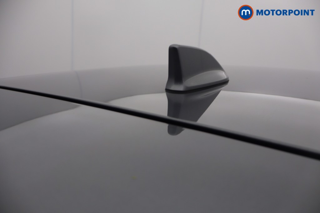 Nissan Qashqai N-Connecta Manual Petrol SUV - Stock Number (1669362) - 4th supplementary image