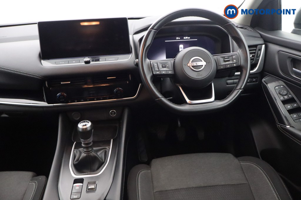 Nissan Qashqai N-Connecta Manual Petrol SUV - Stock Number (1669362) - 9th supplementary image