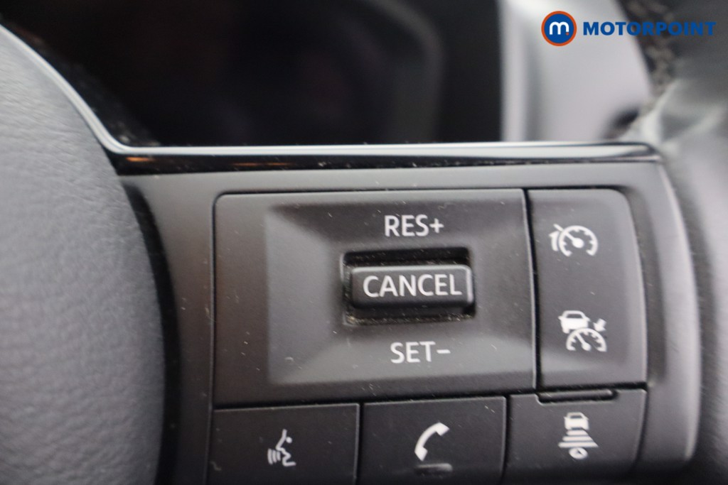 Nissan Qashqai N-Connecta Manual Petrol SUV - Stock Number (1669362) - 14th supplementary image
