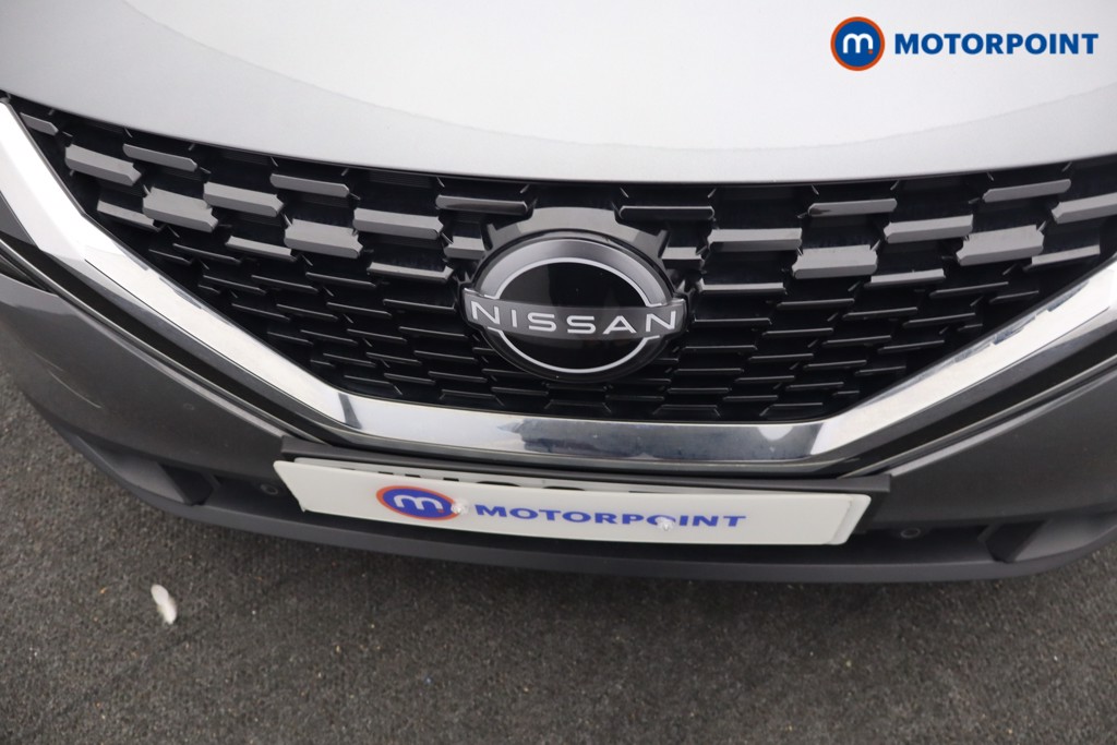 Nissan Qashqai N-Connecta Manual Petrol SUV - Stock Number (1669362) - 25th supplementary image