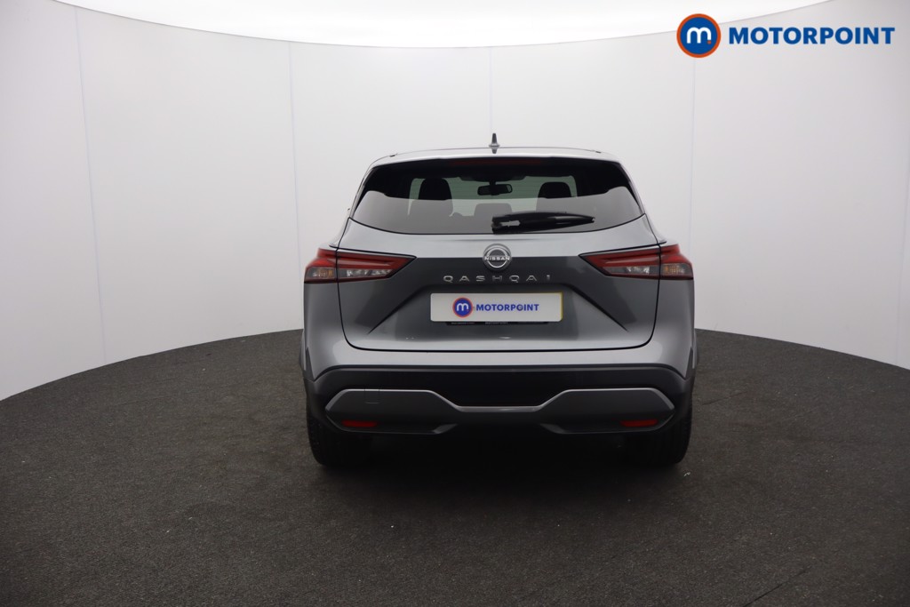 Nissan Qashqai N-Connecta Manual Petrol SUV - Stock Number (1669362) - 1st supplementary image