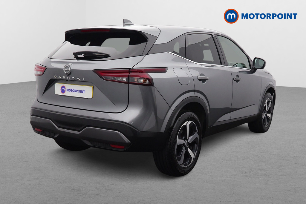 Nissan Qashqai N-Connecta Manual Petrol SUV - Stock Number (1669362) - Drivers side rear corner