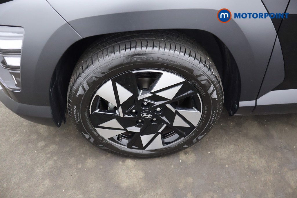 Hyundai Kona Advance Automatic Petrol-Electric Hybrid SUV - Stock Number (1669363) - 1st supplementary image