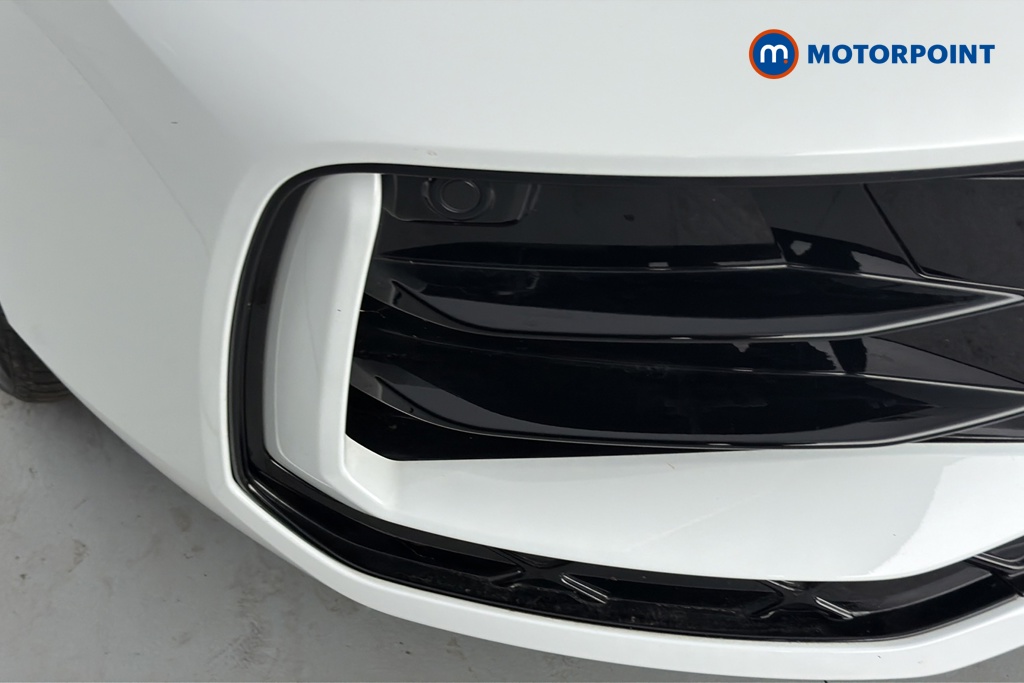 Volkswagen Passat R-Line Automatic Petrol Plug-In Hybrid Estate - Stock Number (1669388) - 38th supplementary image