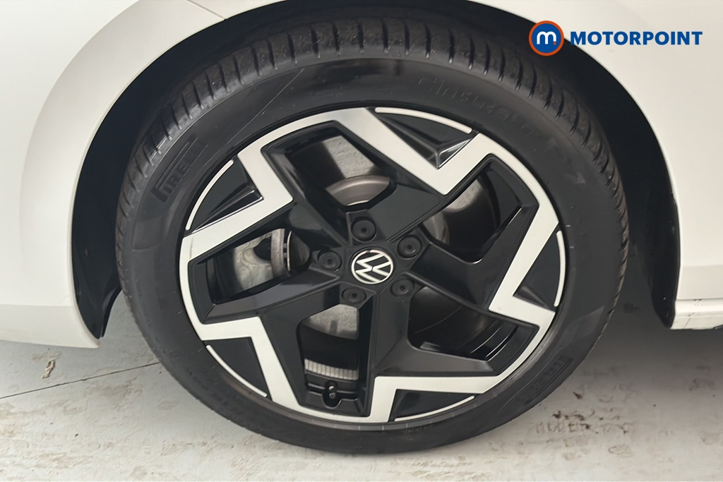 Volkswagen Passat R-Line Automatic Petrol Plug-In Hybrid Estate - Stock Number (1669388) - 44th supplementary image