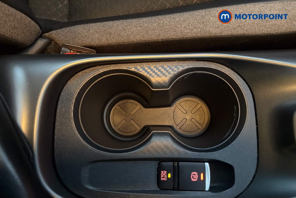 Nissan Juke N-Connecta Manual Petrol SUV - Stock Number (1669451) - 13th supplementary image