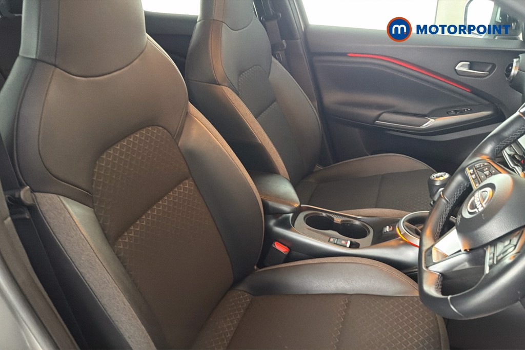 Nissan Juke N-Connecta Manual Petrol SUV - Stock Number (1669451) - 14th supplementary image