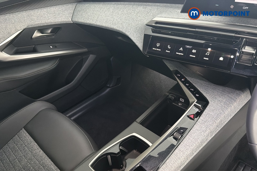 Peugeot 5008 Allure Premium Automatic Petrol SUV - Stock Number (1669481) - 15th supplementary image