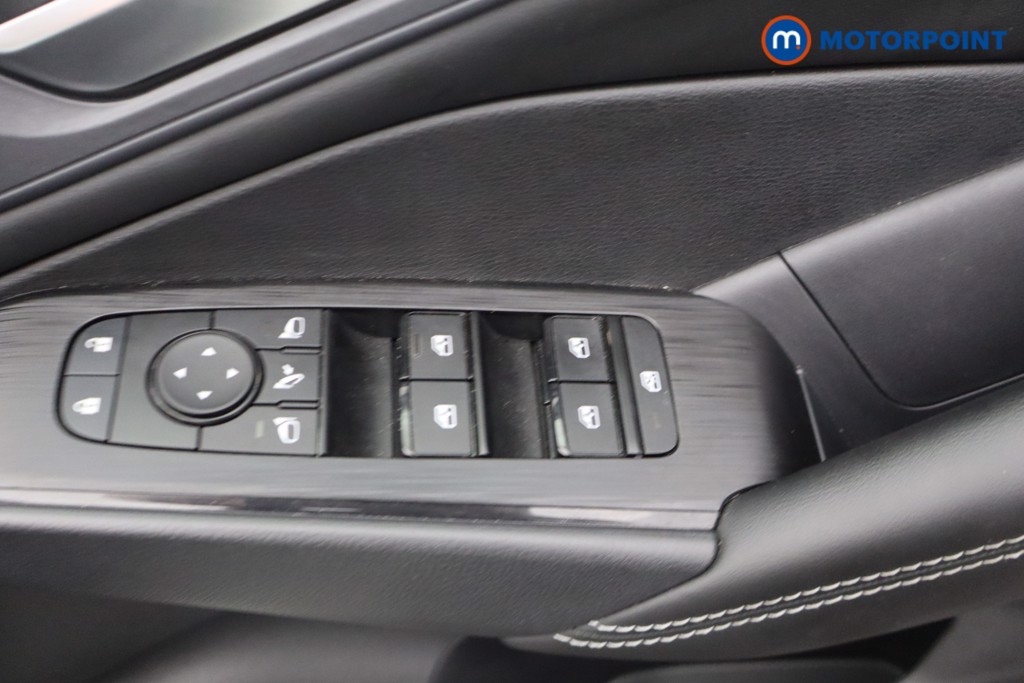 Nissan Qashqai Acenta Premium Manual Petrol SUV - Stock Number (1669498) - 10th supplementary image