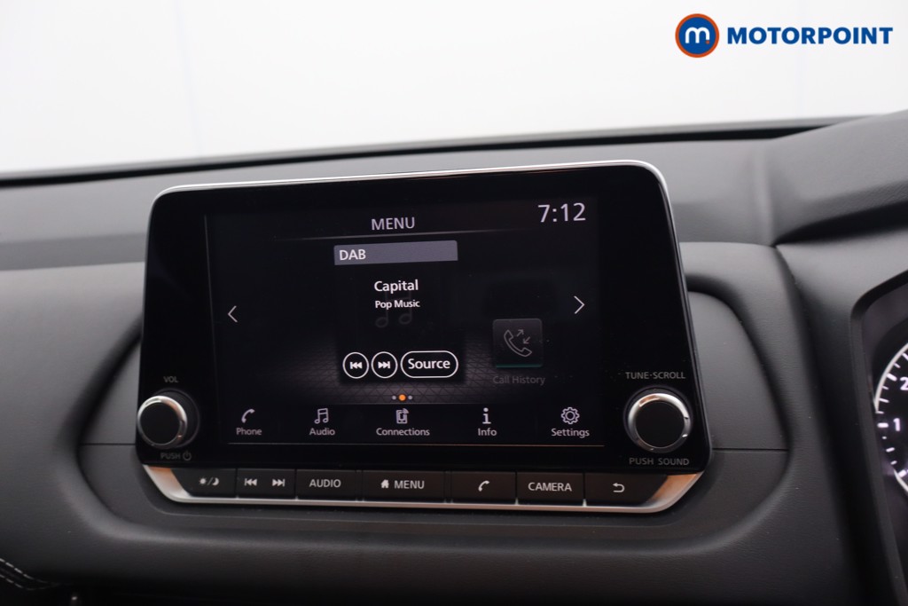 Nissan Qashqai Acenta Premium Manual Petrol SUV - Stock Number (1669498) - 17th supplementary image