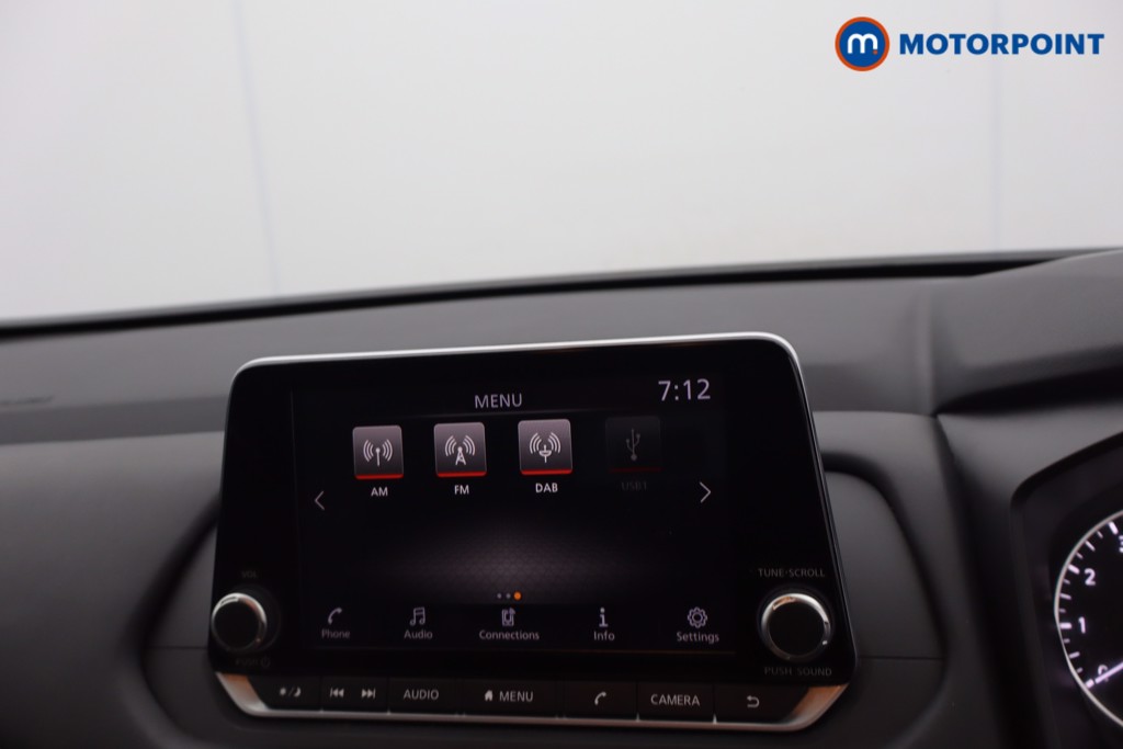 Nissan Qashqai Acenta Premium Manual Petrol SUV - Stock Number (1669498) - 19th supplementary image
