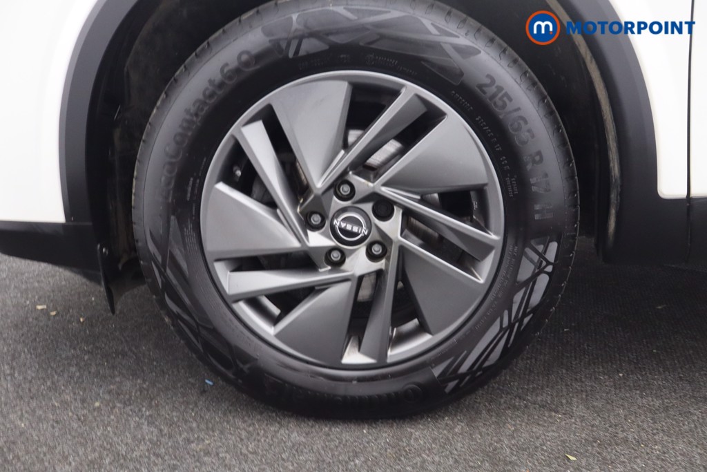 Nissan Qashqai Acenta Premium Manual Petrol SUV - Stock Number (1669498) - 24th supplementary image