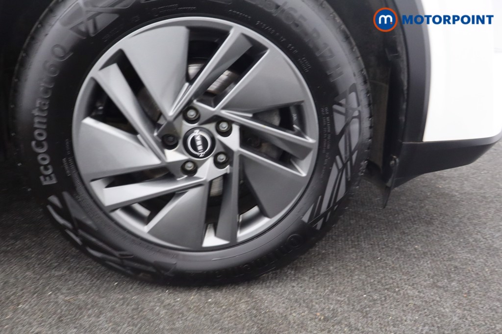 Nissan Qashqai Acenta Premium Manual Petrol SUV - Stock Number (1669498) - 25th supplementary image