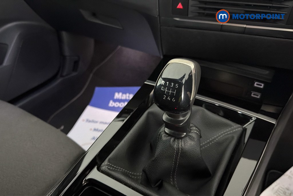 Vauxhall Astra GS Manual Petrol Hatchback - Stock Number (1669547) - 14th supplementary image