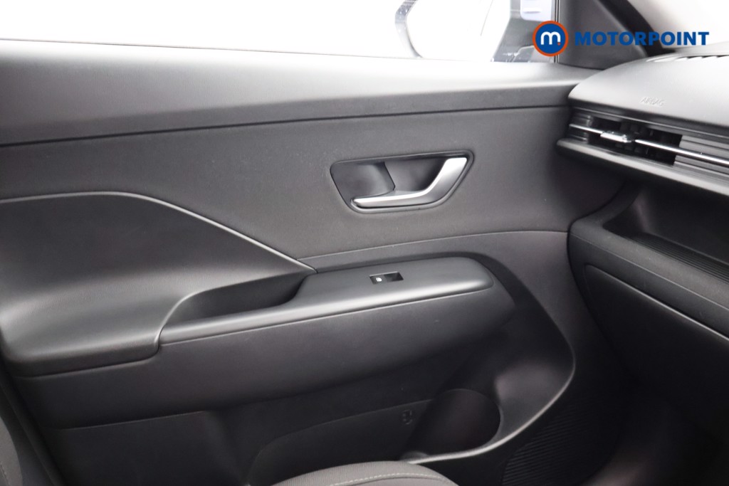 Hyundai Kona Advance Automatic Petrol-Electric Hybrid SUV - Stock Number (1669631) - 14th supplementary image