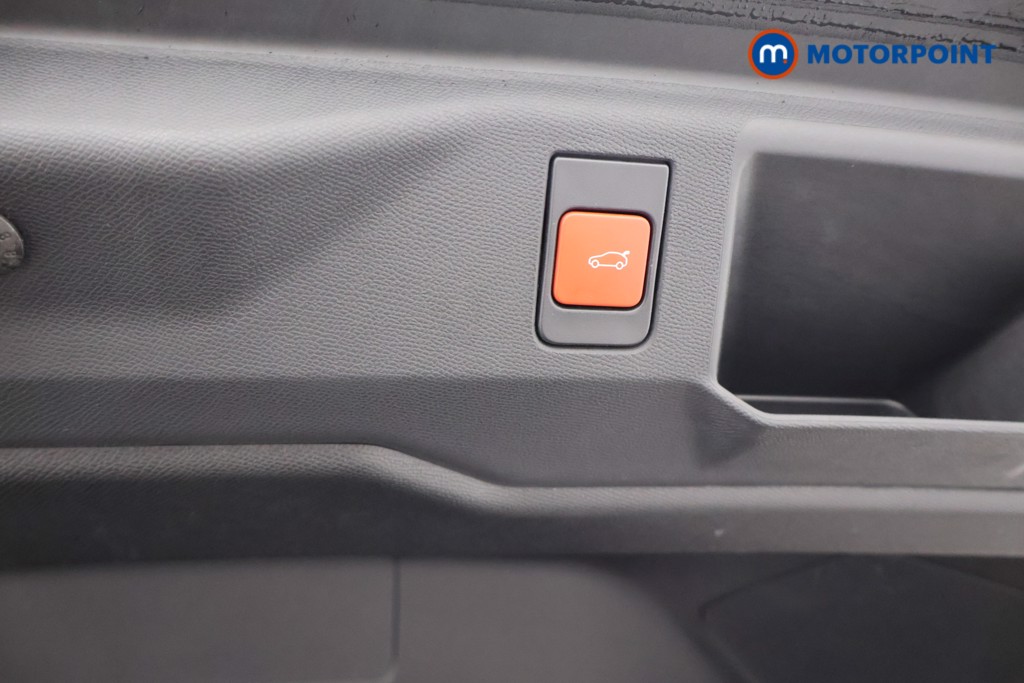Peugeot 5008 GT Automatic Petrol SUV - Stock Number (1669664) - 24th supplementary image