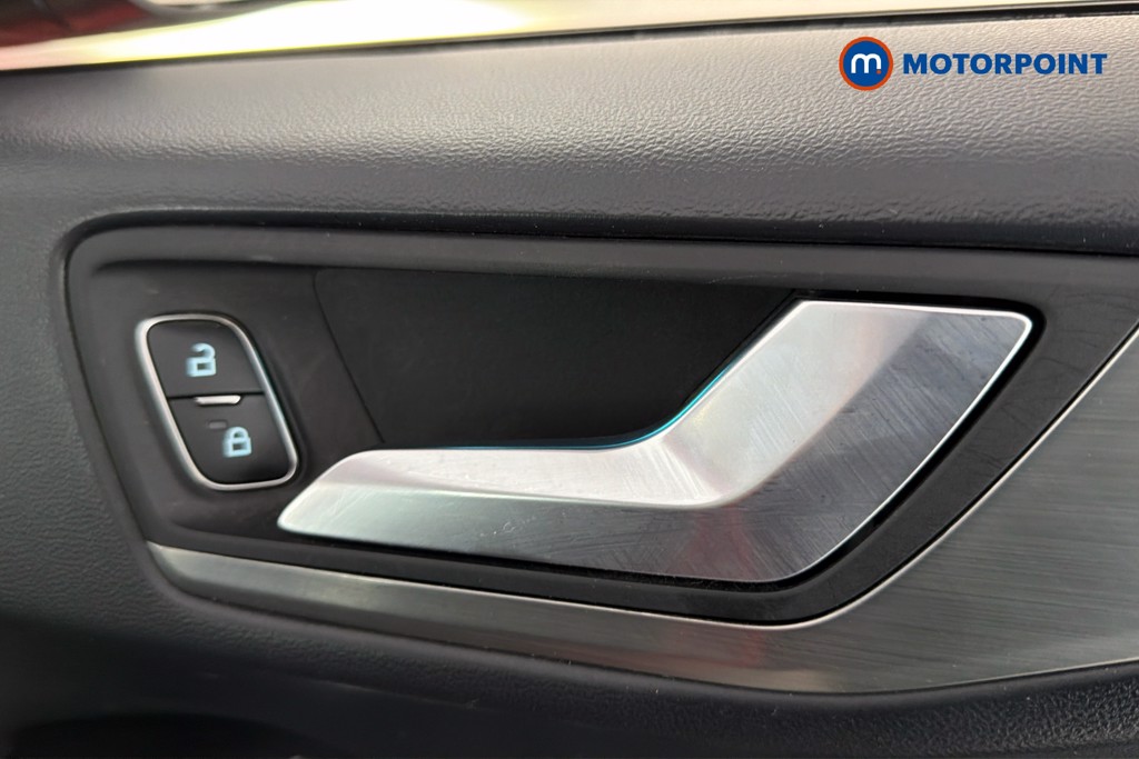 Ford Focus Titanium Automatic Diesel Estate - Stock Number (1669836) - 42nd supplementary image