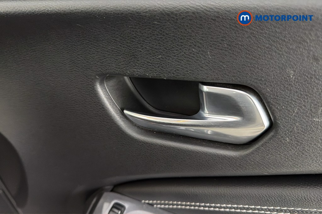 Nissan Juke N-Connecta Automatic Petrol SUV - Stock Number (1669931) - 20th supplementary image