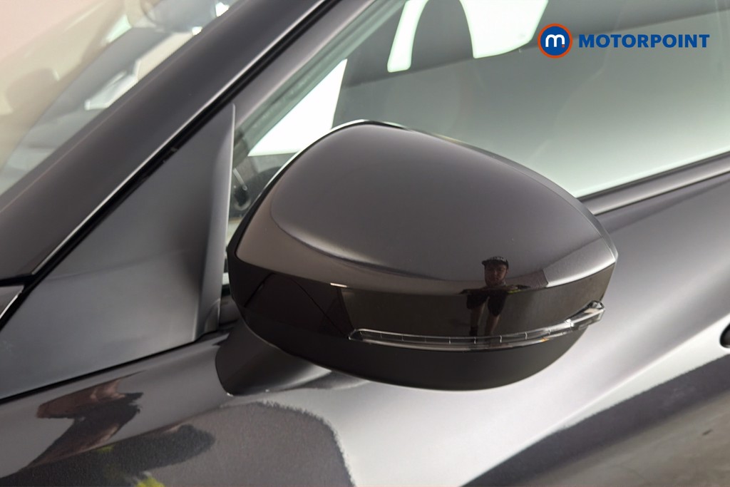 Nissan Juke N-Connecta Automatic Petrol SUV - Stock Number (1669931) - 43rd supplementary image