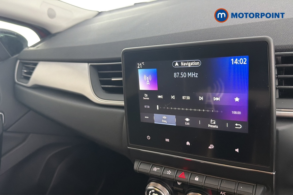 Renault Captur S Edition Manual Petrol SUV - Stock Number (1670106) - 8th supplementary image