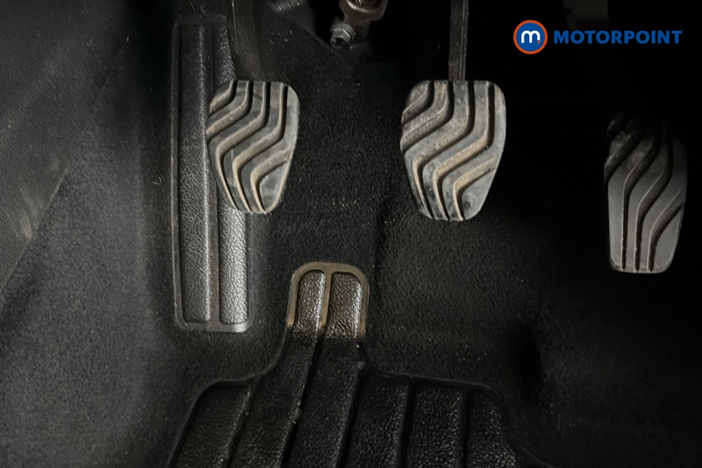 Renault Captur S Edition Manual Petrol SUV - Stock Number (1670106) - 24th supplementary image