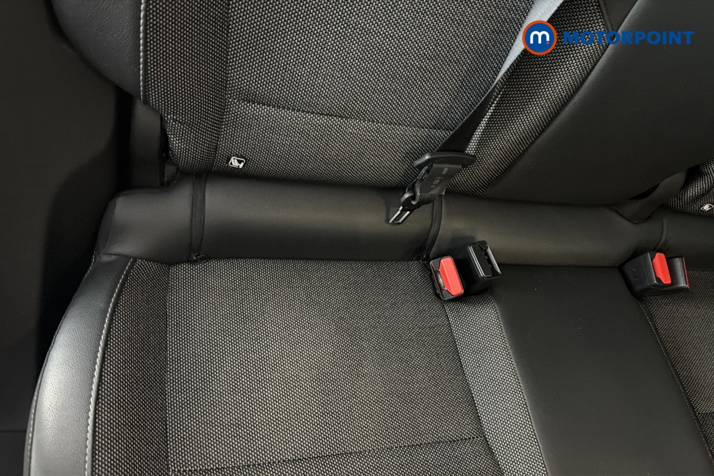Renault Captur S Edition Manual Petrol SUV - Stock Number (1670106) - 27th supplementary image