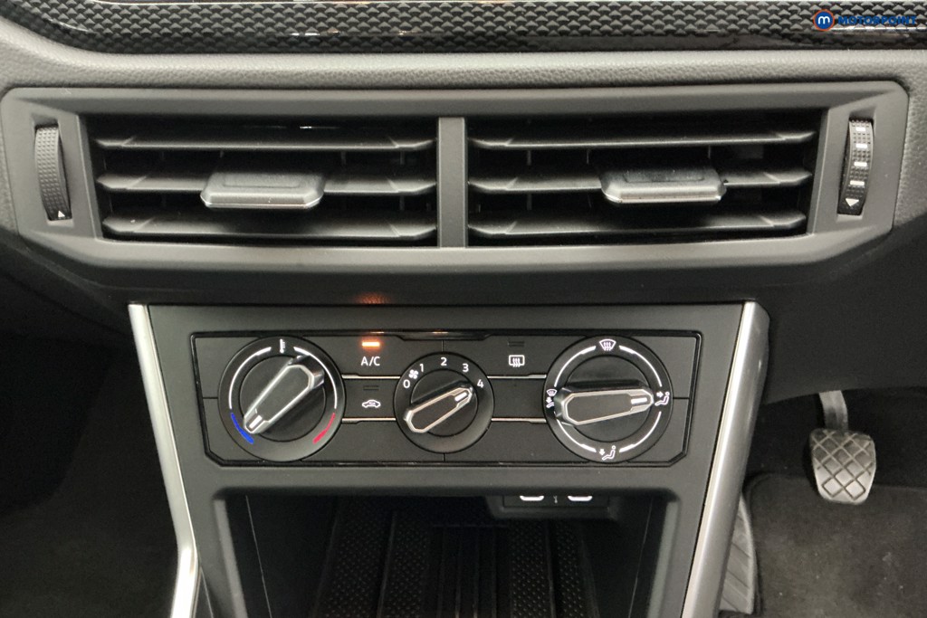 Volkswagen Polo Life Manual Petrol Hatchback - Stock Number (1670449) - 17th supplementary image
