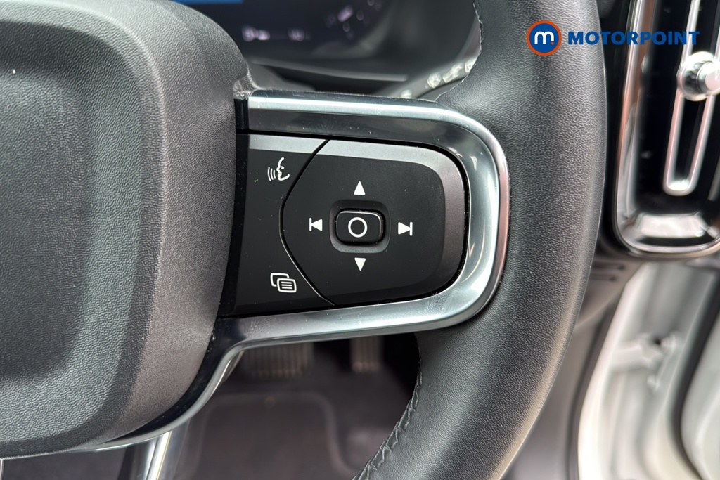 Volvo Xc40 Plus Automatic Petrol SUV - Stock Number (1670748) - 3rd supplementary image