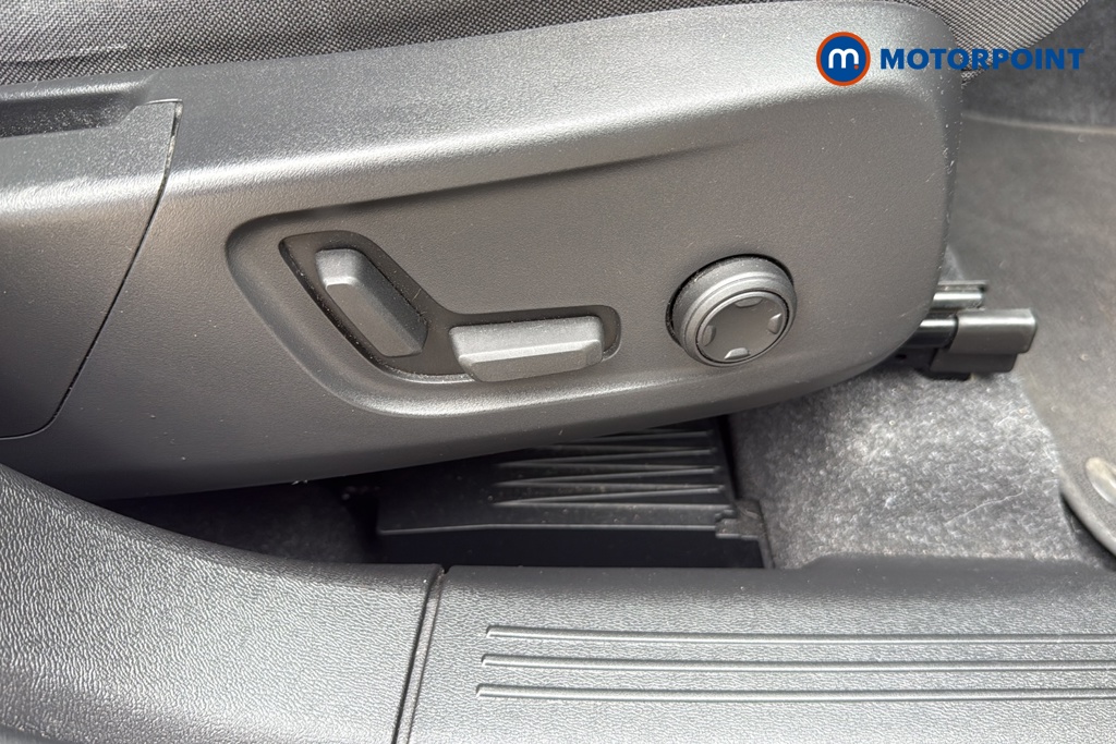 Volvo Xc40 Plus Automatic Petrol SUV - Stock Number (1670748) - 23rd supplementary image
