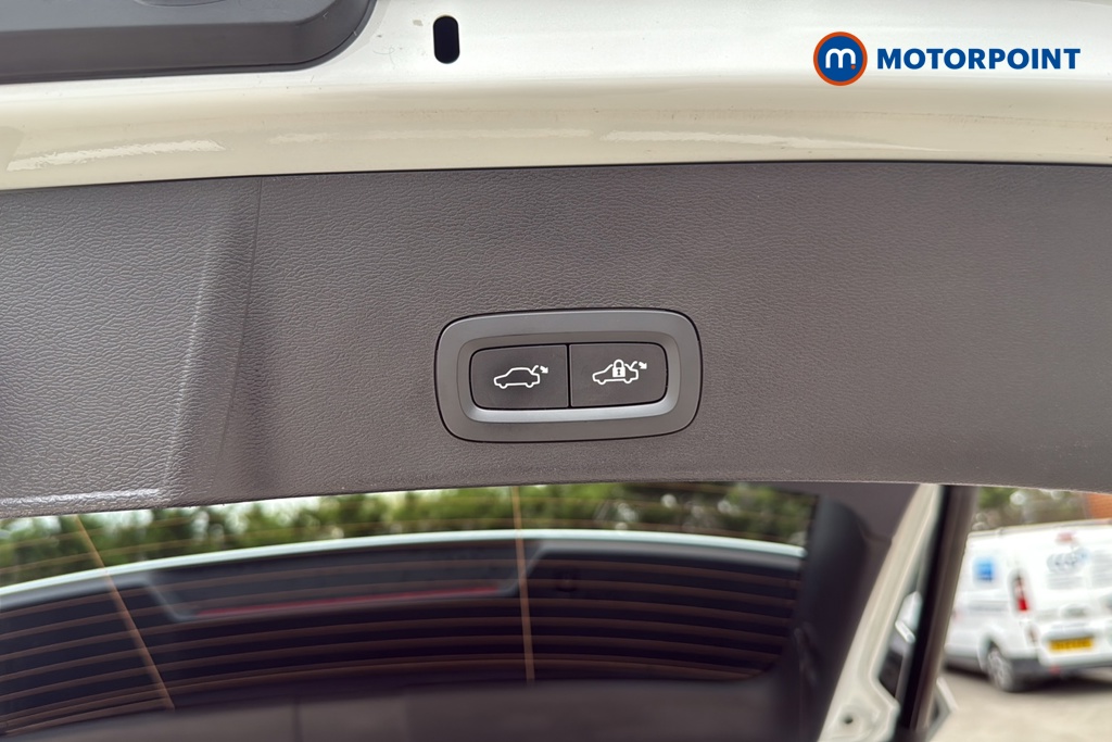 Volvo Xc40 Plus Automatic Petrol SUV - Stock Number (1670748) - 35th supplementary image
