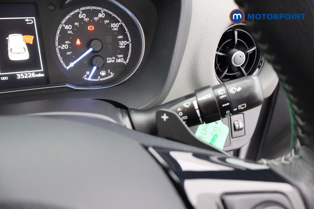 Toyota Yaris Icon Automatic Petrol Hatchback - Stock Number (1670872) - 9th supplementary image