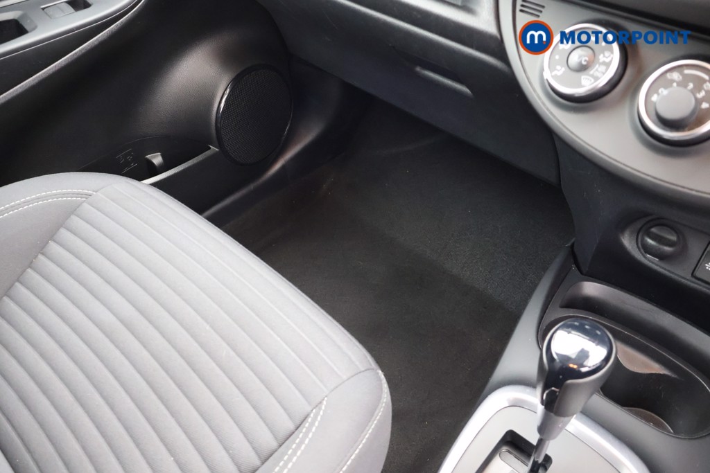 Toyota Yaris Icon Automatic Petrol Hatchback - Stock Number (1670872) - 17th supplementary image