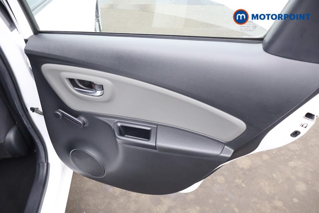 Toyota Yaris Icon Automatic Petrol Hatchback - Stock Number (1670872) - 23rd supplementary image
