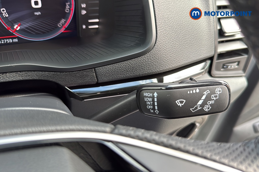 Skoda Karoq Sportline Manual Petrol SUV - Stock Number (1670995) - 6th supplementary image