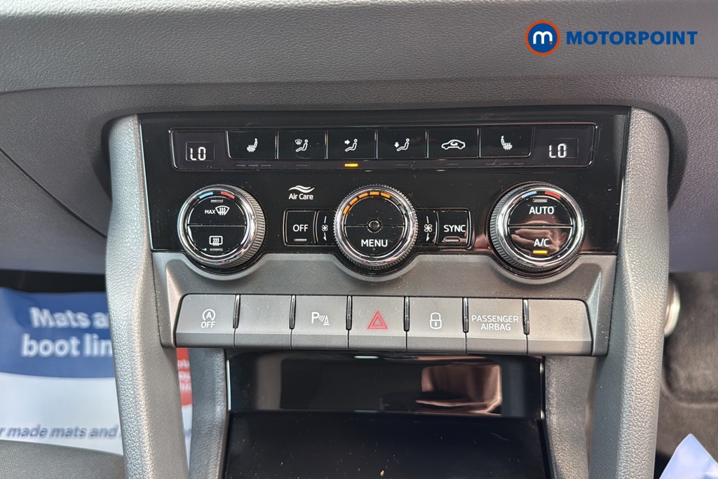 Skoda Karoq Sportline Manual Petrol SUV - Stock Number (1670995) - 12th supplementary image